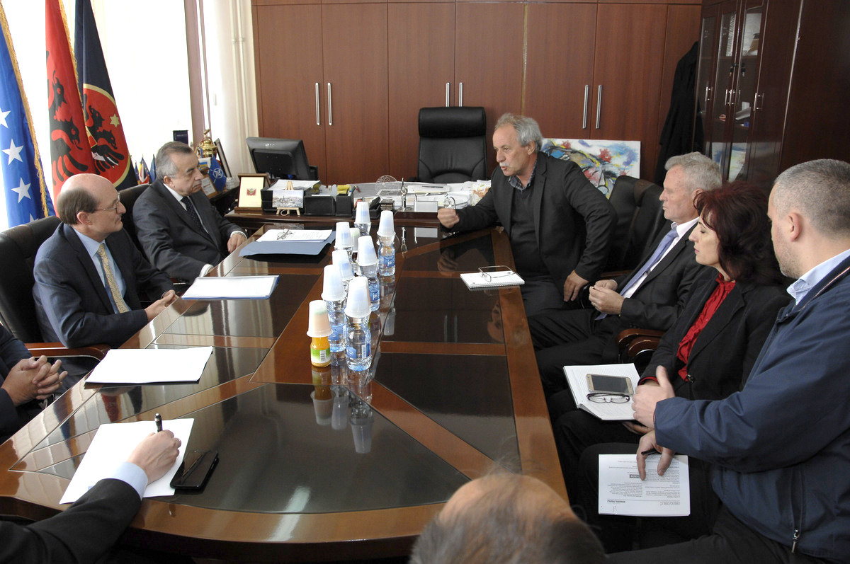 SRSG Zahir Tanin(left), DSRSG Christopher Coleman(third in the left), and the UNMIK meeting with Mayor Xhafer Gashi i(right). 2016©UNMIK Photo by: Arton Muçolli