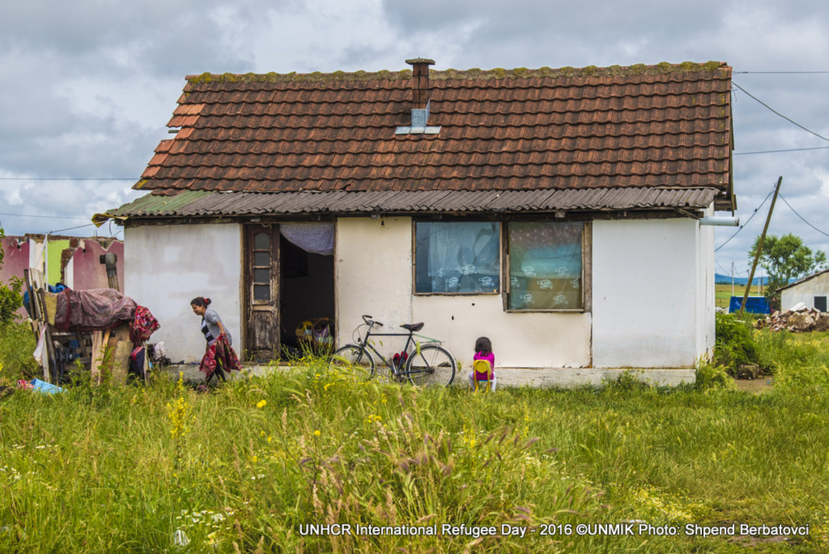 Returnee site in Gjakovë/Ɖakovica. ©UNMIK Photo: Shpend Bërbatovci